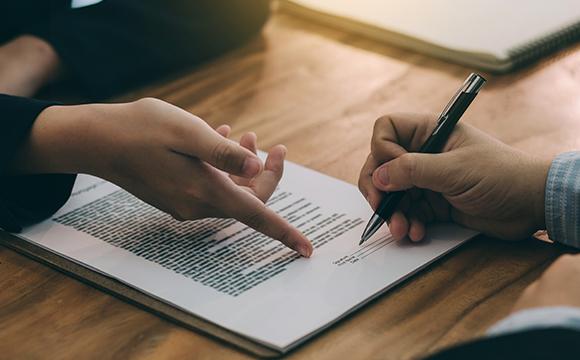 signer un contrat à durée déterminée signer un contrat à durée déterminée